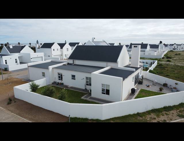 3 BEDROOM HOUSE FOR SALE IN LAMPIESBAAI